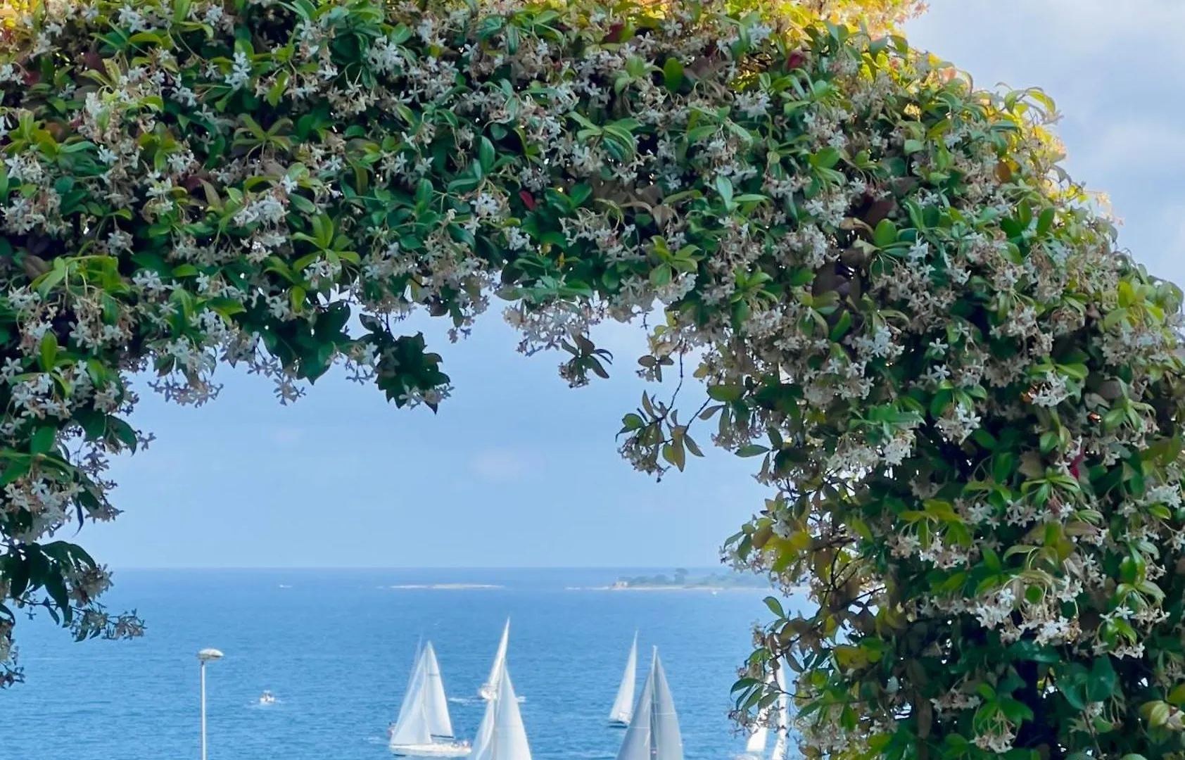 Eden Sea Cannes Villa